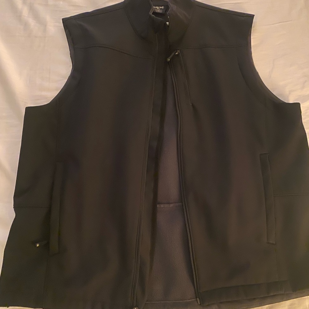 Men's Black Softshell Vest